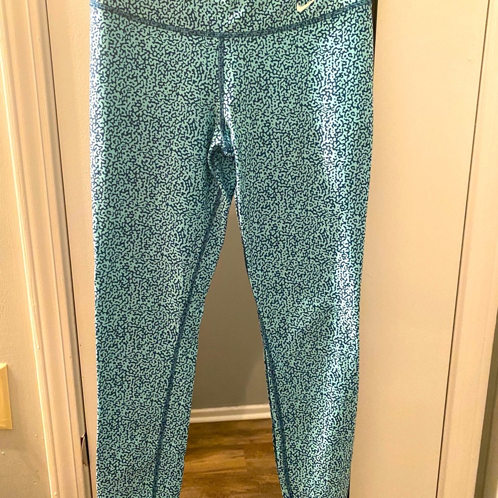 Nike Women’s Workout Leggings/Pants